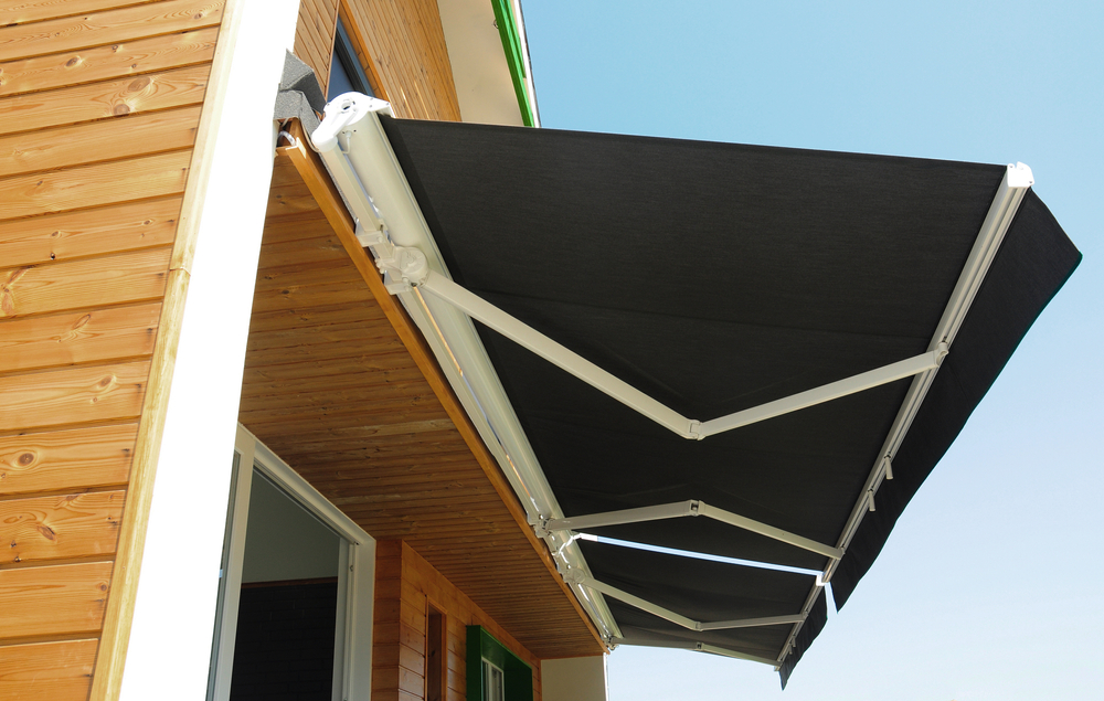 Enhance Your Outdoor Living Space with Retractable Awnings » Retractable Awnings Enhance Your Outdoor Living Space with Retractable Awnings » Retractable Awnings