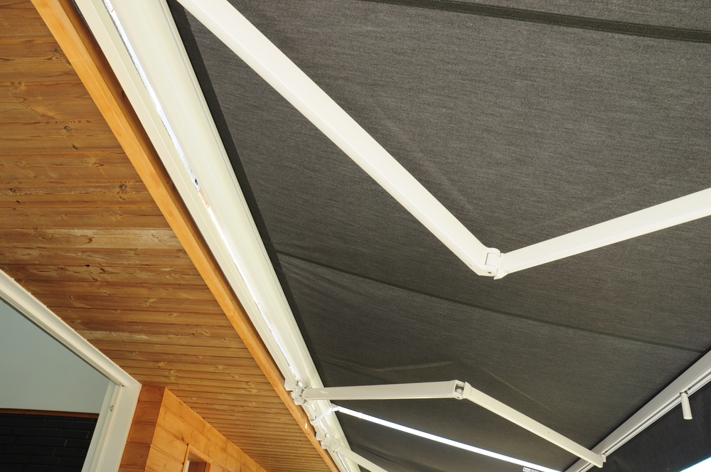 Adapting to Weather Changes with Seasonal Awnings &raquo; awnings